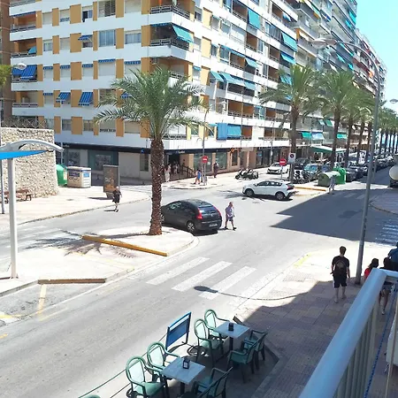 Pasaje Alzira 4b, 1-3 *