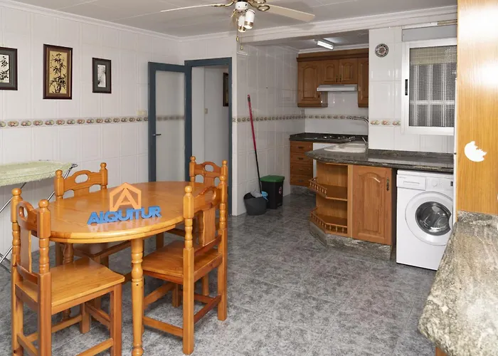Pasaje Alzira 4b, 1-3 Apartment Cullera